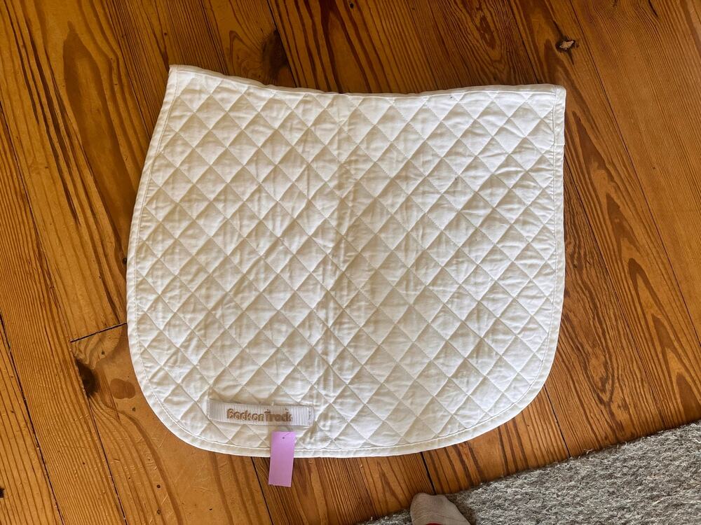 Back on Track Dressage Saddle Pad white